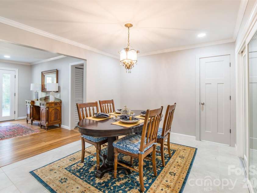2832 Forest Hills Circle, Rock Hill, SC 29732.  MLS# CAR4408294, YatesRealty ID 41278. 