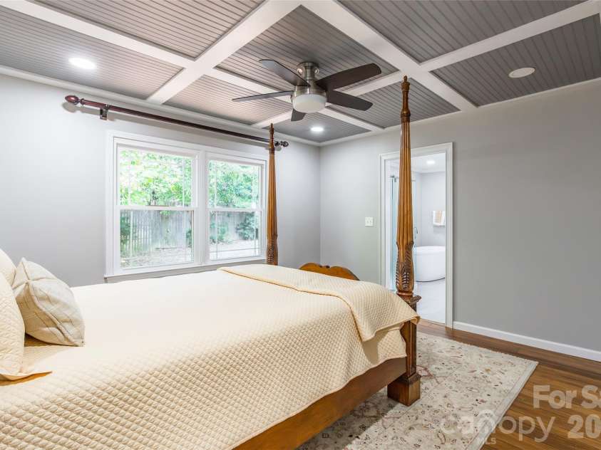 2832 Forest Hills Circle, Rock Hill, SC 29732.  MLS# CAR4408294, YatesRealty ID 41278. 