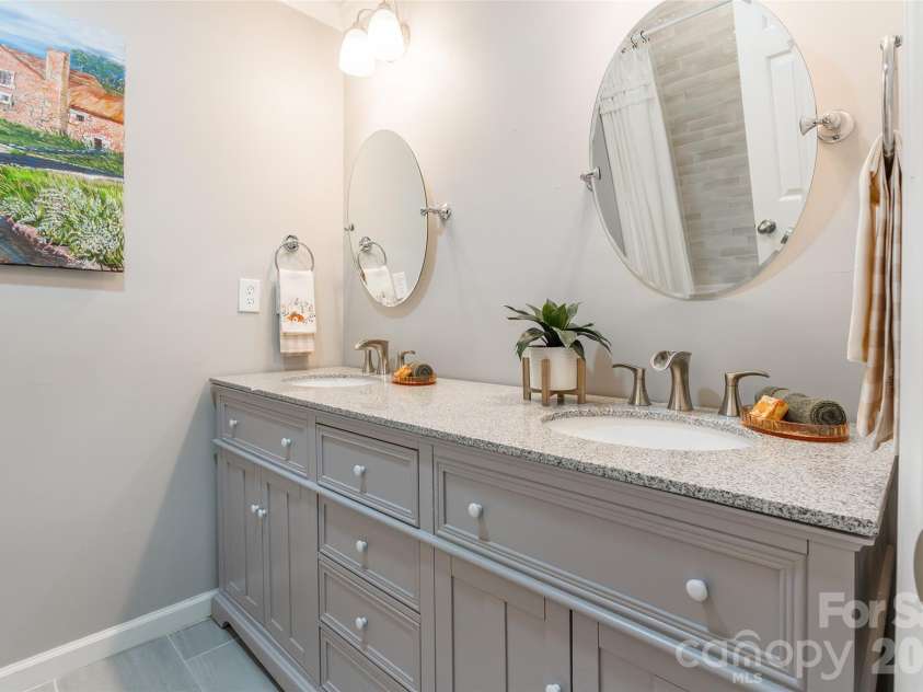 2832 Forest Hills Circle, Rock Hill, SC 29732.  MLS# CAR4408294, YatesRealty ID 41278. 