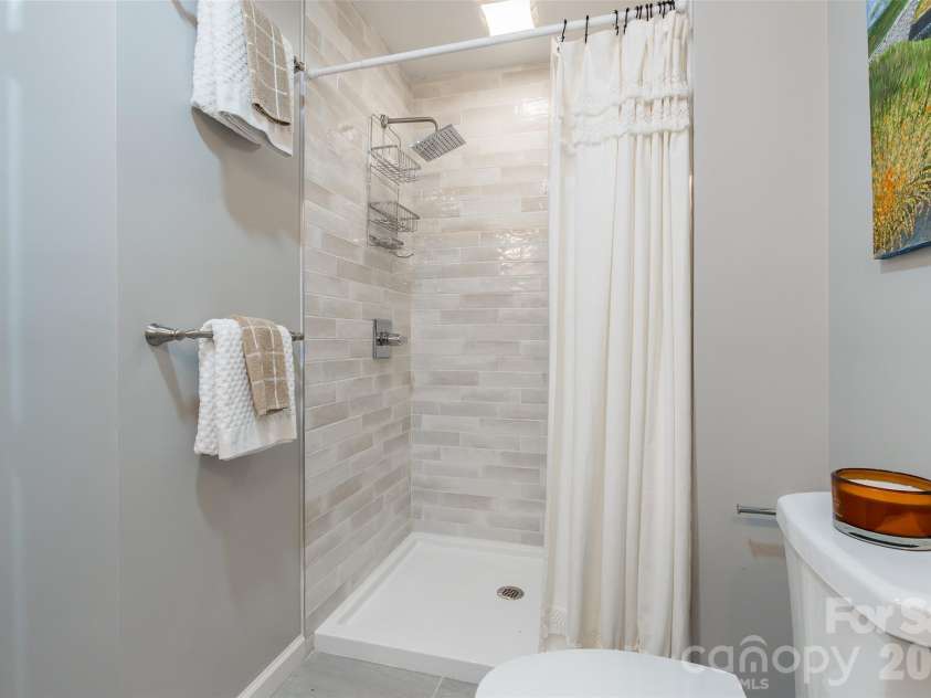 2832 Forest Hills Circle, Rock Hill, SC 29732.  MLS# CAR4408294, YatesRealty ID 41278. 