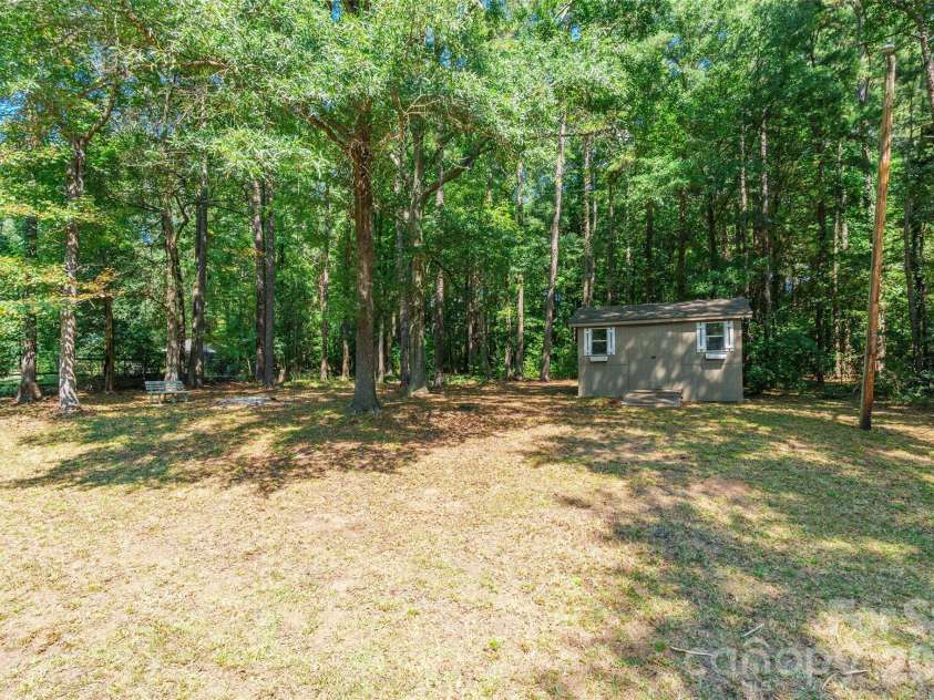 2832 Forest Hills Circle, Rock Hill, SC 29732.  MLS# CAR4408294, YatesRealty ID 41278. 