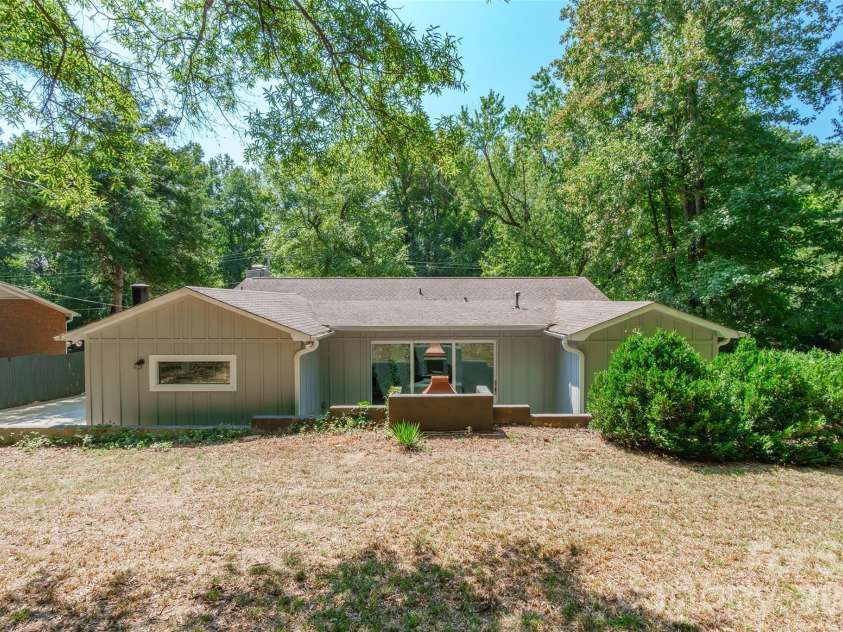2832 Forest Hills Circle, Rock Hill, SC 29732.  MLS# CAR4408294, YatesRealty ID 41278. 