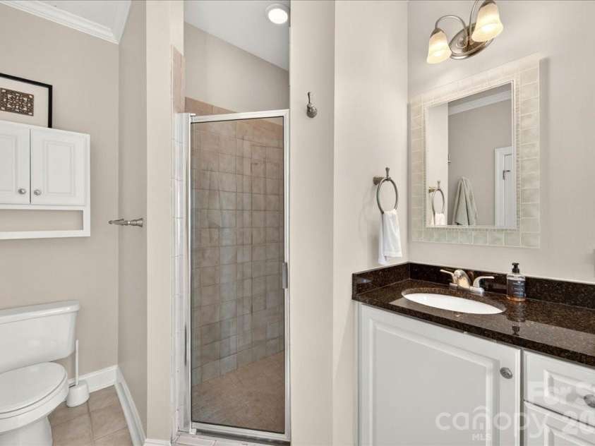 4632 Dabney Vigor Drive, Charlotte, NC 28209.  MLS# CAR4405775, YatesRealty ID 41279. 