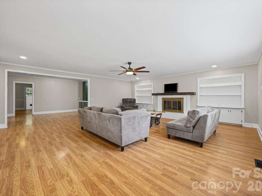 194 Old Limestone Road, York, SC 29745.  MLS# CAR4406362, YatesRealty ID 41282. 
