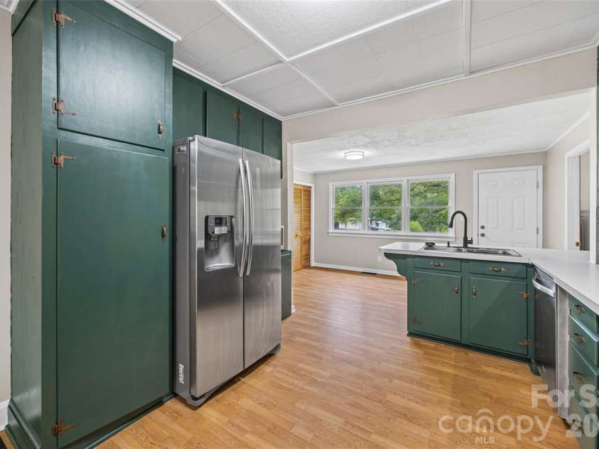 194 Old Limestone Road, York, SC 29745.  MLS# CAR4406362, YatesRealty ID 41282. 