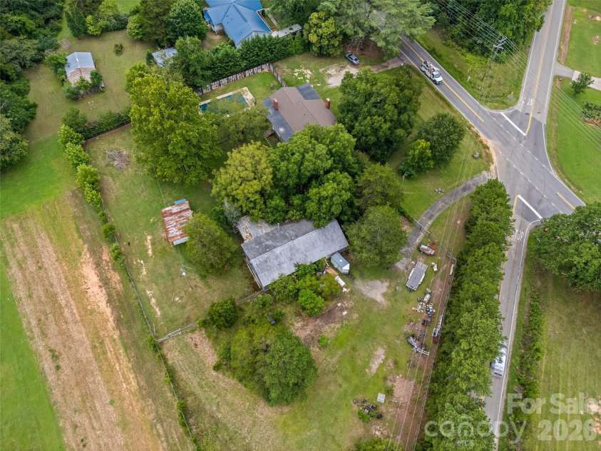 194 Old Limestone Road, York, SC 29745.  MLS# CAR4406362, YatesRealty ID 41282. 