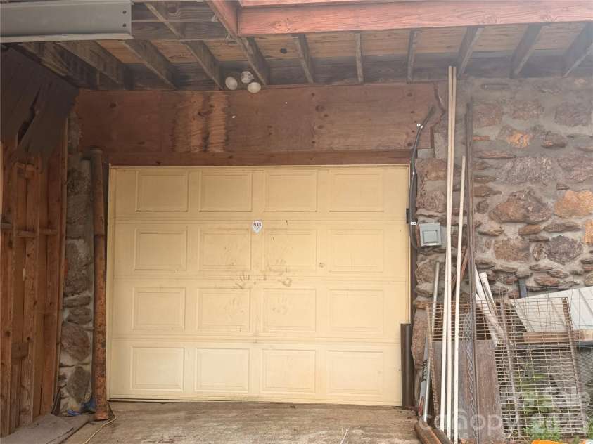 4991 Albert Williams Road, Connelly Springs, NC 28612.  MLS# CAR4409865, YatesRealty ID 41283. 