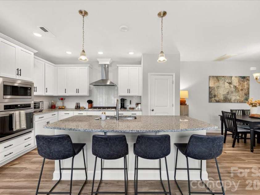 505 Morrows Turnout Way, Pineville, NC 28134.  MLS# CAR4407666, YatesRealty ID 41285. 