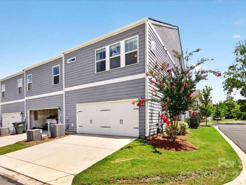 505 Morrows Turnout Way, Pineville, NC 28134.  MLS# CAR4407666, YatesRealty ID 41285. 