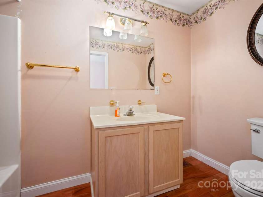 1058 Bearwallow Mountain Road, Hendersonville, NC 28792.  MLS# CAR4230448, YatesRealty ID 4129. 