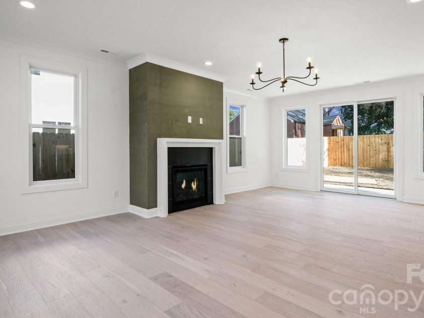 630 Colorado Avenue, Charlotte, NC 28206.  MLS# CAR4350962, YatesRealty ID 4129. 