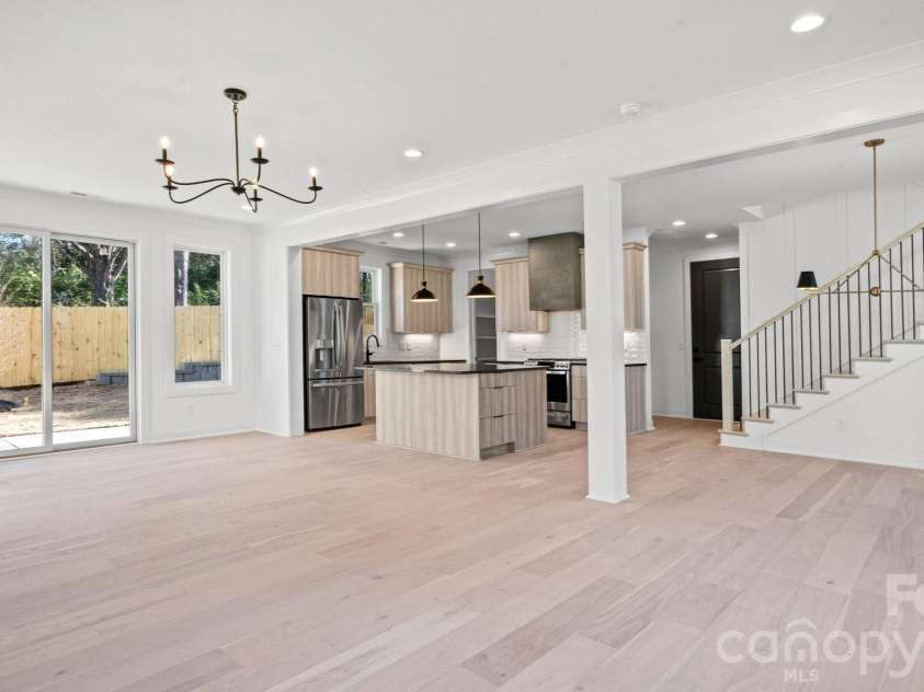 630 Colorado Avenue, Charlotte, NC 28206.  MLS# CAR4350962, YatesRealty ID 4129. 