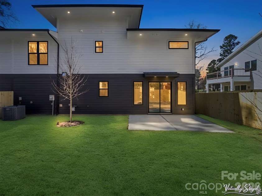 630 Colorado Avenue, Charlotte, NC 28206.  MLS# CAR4350962, YatesRealty ID 4129. 