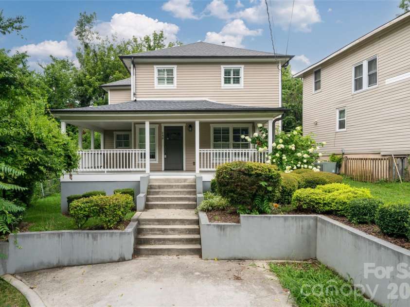 240 Beaumont Street, Asheville, NC 28801.  MLS# CAR4406794, YatesRealty ID 41291. 