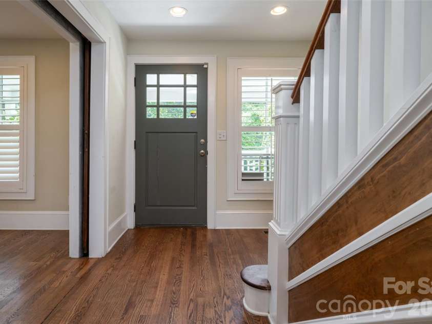 240 Beaumont Street, Asheville, NC 28801.  MLS# CAR4406794, YatesRealty ID 41291. 