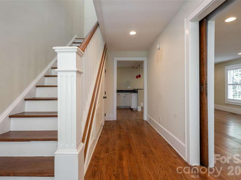 240 Beaumont Street, Asheville, NC 28801.  MLS# CAR4406794, YatesRealty ID 41291. 