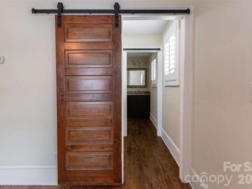 240 Beaumont Street, Asheville, NC 28801.  MLS# CAR4406794, YatesRealty ID 41291. 