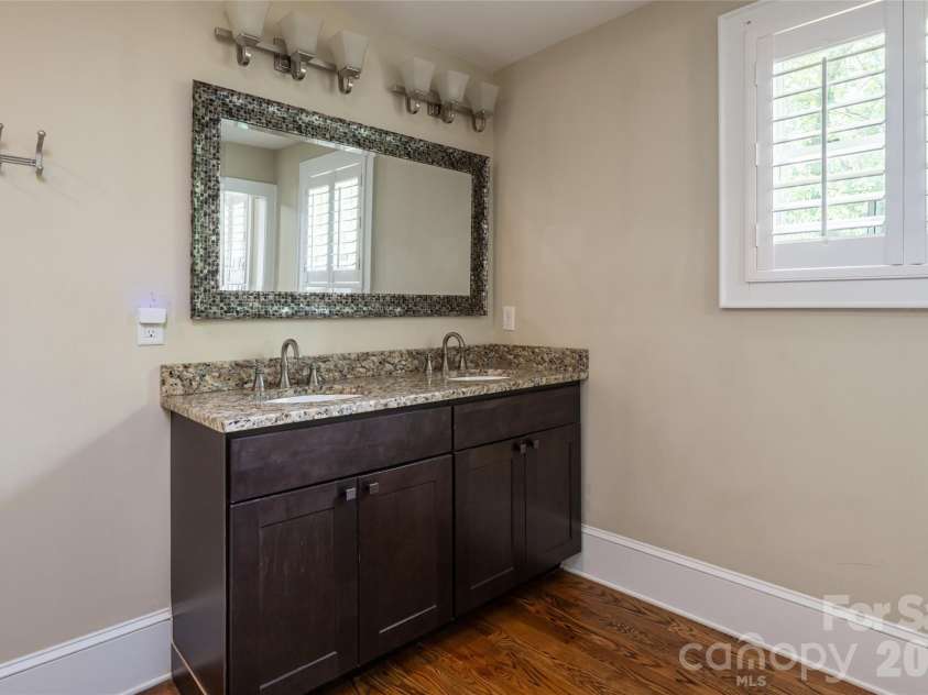 240 Beaumont Street, Asheville, NC 28801.  MLS# CAR4406794, YatesRealty ID 41291. 