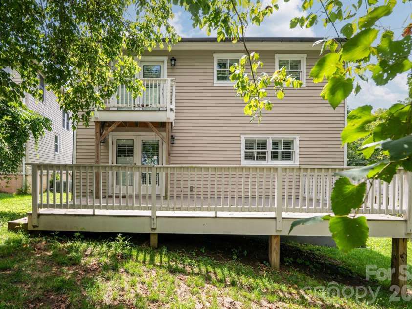 240 Beaumont Street, Asheville, NC 28801.  MLS# CAR4406794, YatesRealty ID 41291. 