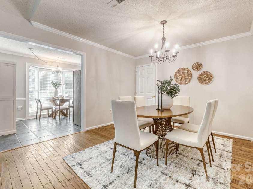 7333 Carrbridge Lane, Charlotte, NC 28226.  MLS# CAR4408852, YatesRealty ID 41294. 