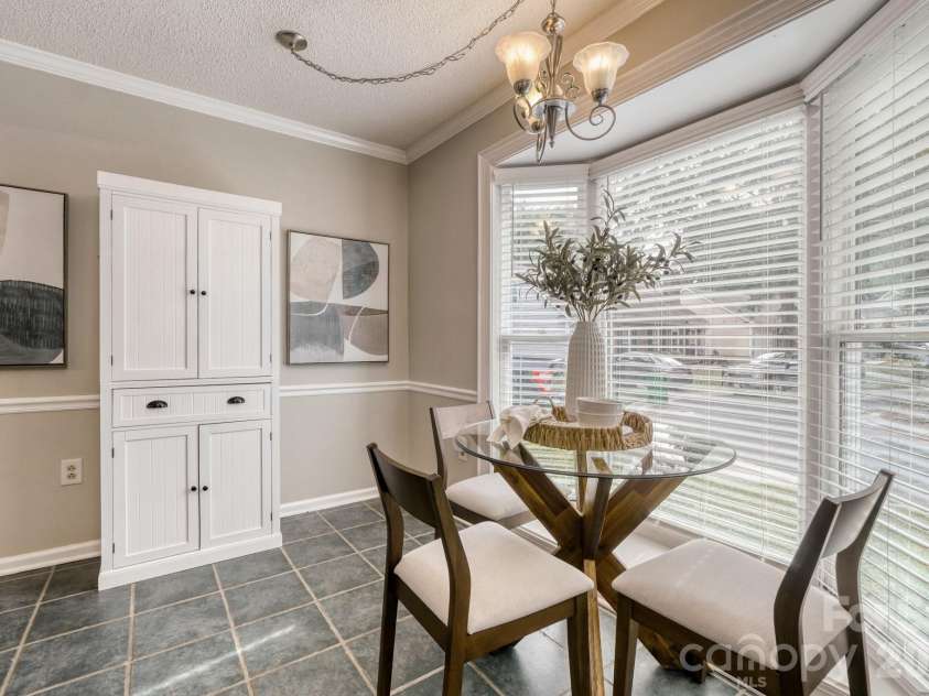 7333 Carrbridge Lane, Charlotte, NC 28226.  MLS# CAR4408852, YatesRealty ID 41294. 