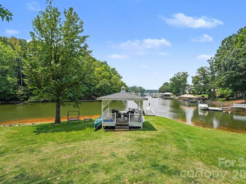 128 La Agua Lane, Troutman, NC 28166.  MLS# CAR4406062, YatesRealty ID 41295. Gazebo
