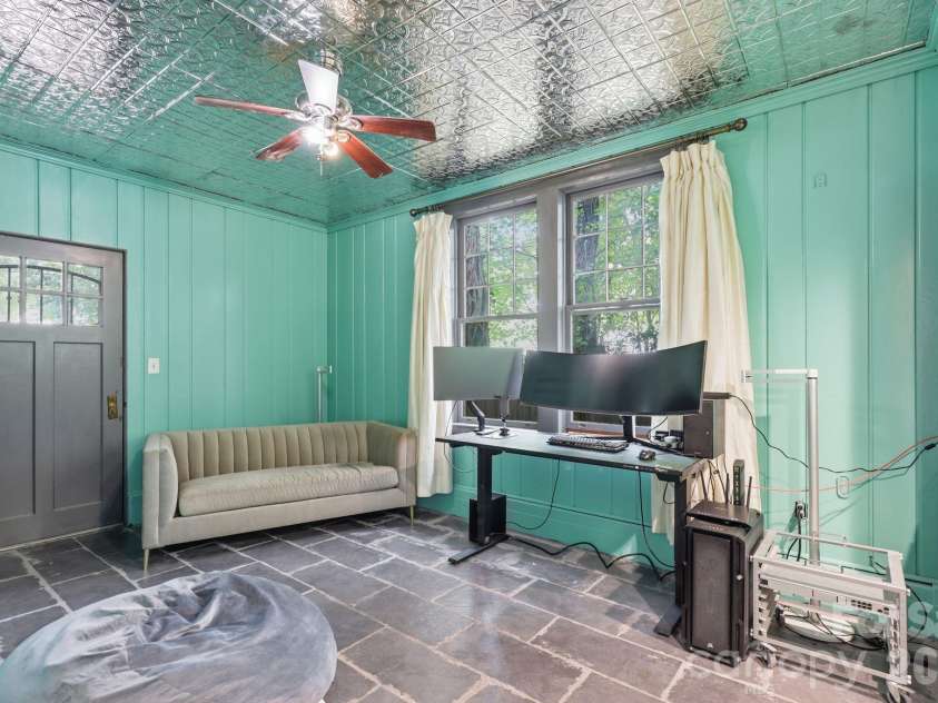 46 Marsh Avenue, Concord, NC 28025.  MLS# CAR4409053, YatesRealty ID 41296. 
