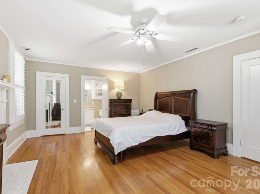 46 Marsh Avenue, Concord, NC 28025.  MLS# CAR4409053, YatesRealty ID 41296. 
