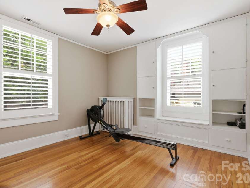 46 Marsh Avenue, Concord, NC 28025.  MLS# CAR4409053, YatesRealty ID 41296. 