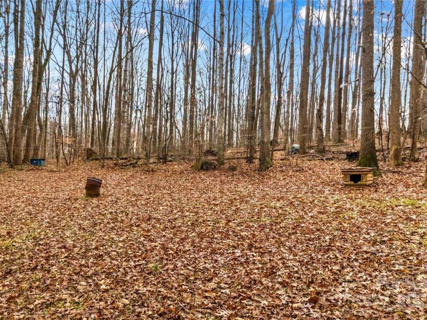 338 Piney Grove Road, Harmony, NC 28634.  MLS# CAR4329869, YatesRealty ID 4130. 