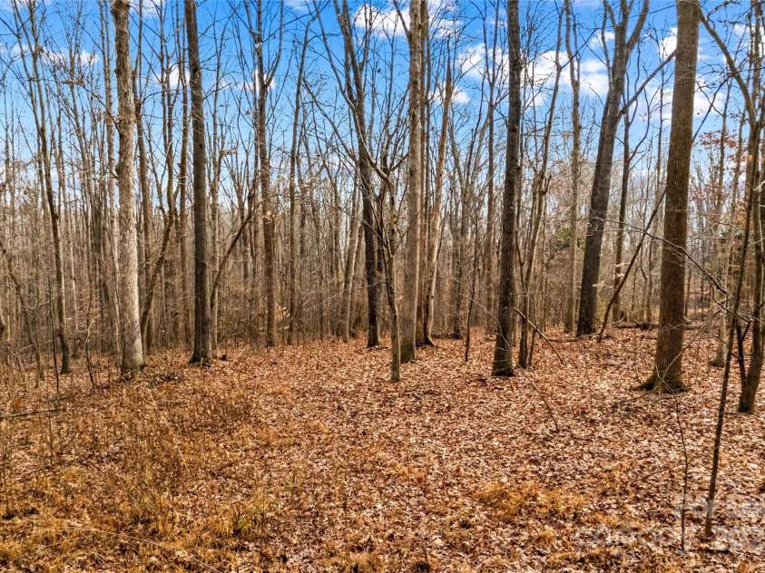 338 Piney Grove Road, Harmony, NC 28634.  MLS# CAR4329869, YatesRealty ID 4130. 