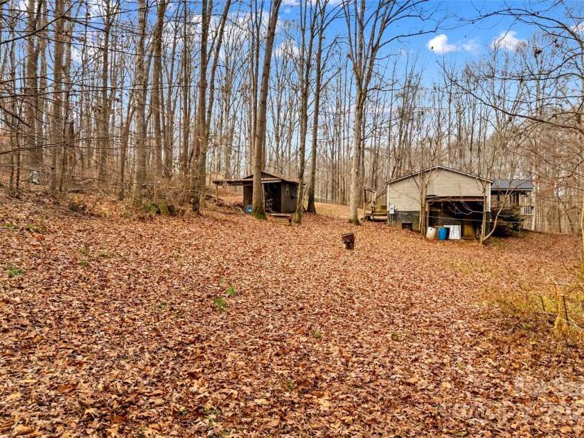 338 Piney Grove Road, Harmony, NC 28634.  MLS# CAR4329869, YatesRealty ID 4130. 