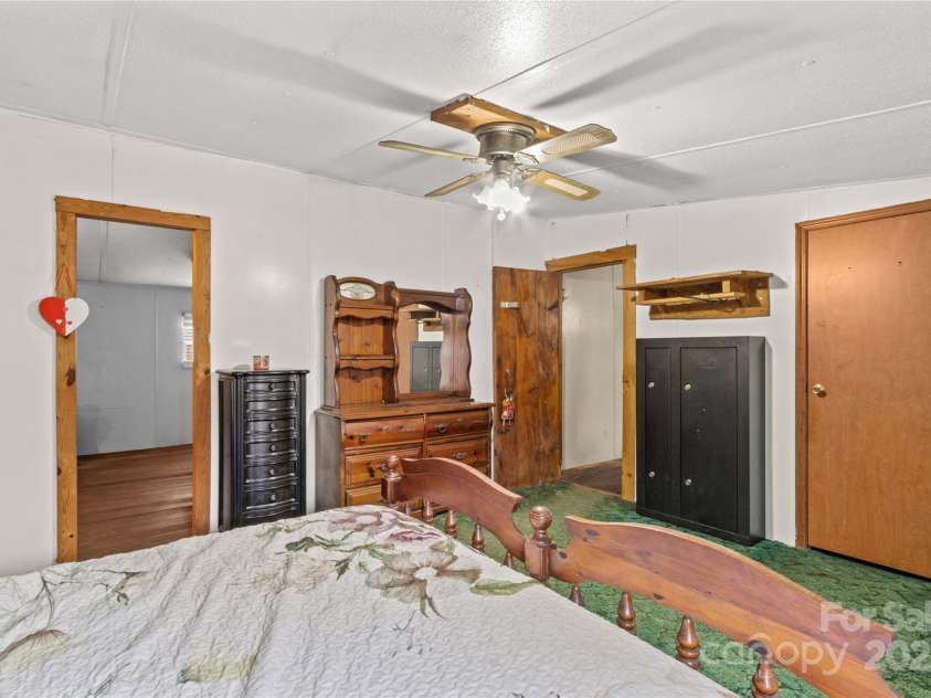 338 Piney Grove Road, Harmony, NC 28634.  MLS# CAR4329869, YatesRealty ID 4130. 