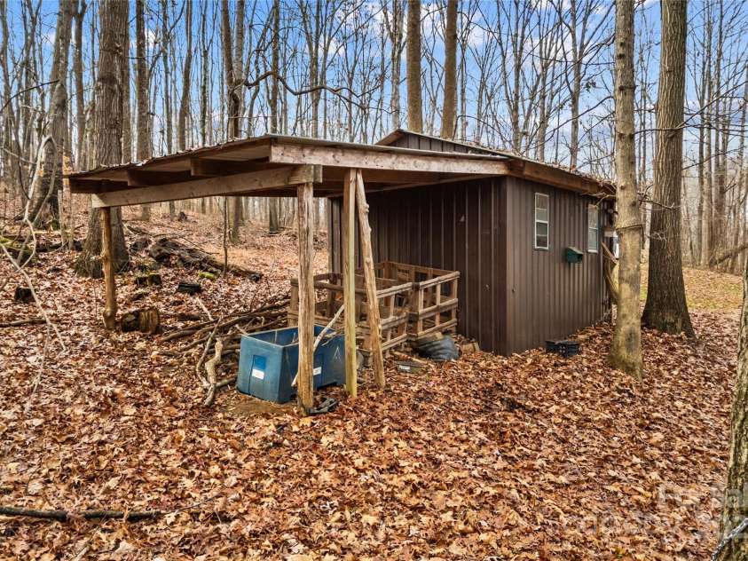 338 Piney Grove Road, Harmony, NC 28634.  MLS# CAR4329869, YatesRealty ID 4130. 