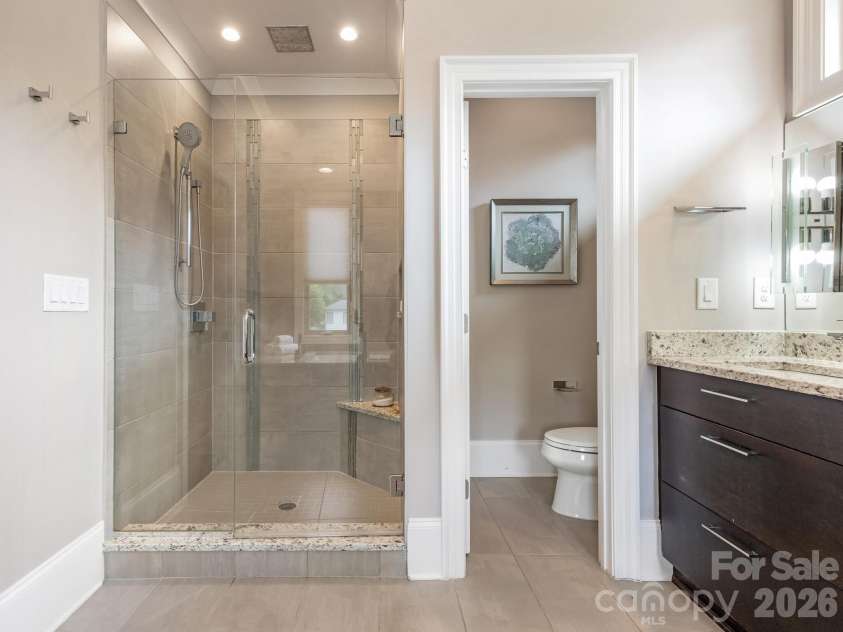 2011 Sharon Avenue, Charlotte, NC 28211.  MLS# CAR4409632, YatesRealty ID 41300. Primary Bathroom