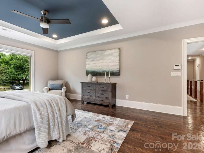 2011 Sharon Avenue, Charlotte, NC 28211.  MLS# CAR4409632, YatesRealty ID 41300. Primary Bedroom