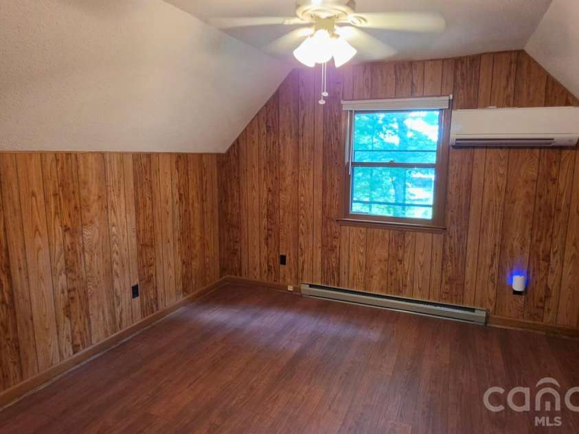 139 Little Creek Lane, Glade Valley, NC 28627.  MLS# CAR4407519, YatesRealty ID 41301. 3rd Bedroom Up