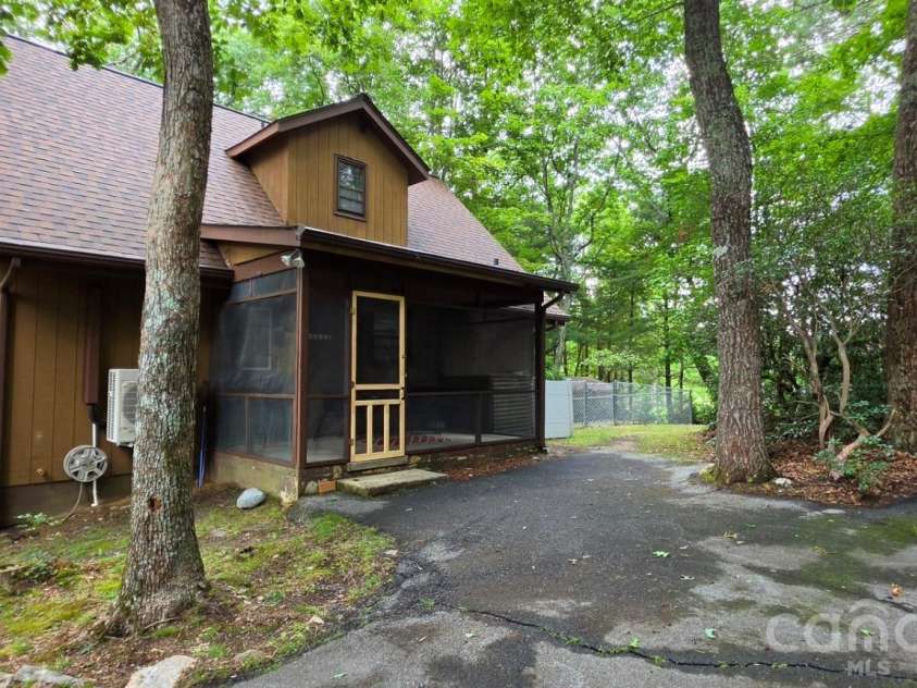 139 Little Creek Lane, Glade Valley, NC 28627.  MLS# CAR4407519, YatesRealty ID 41301. 