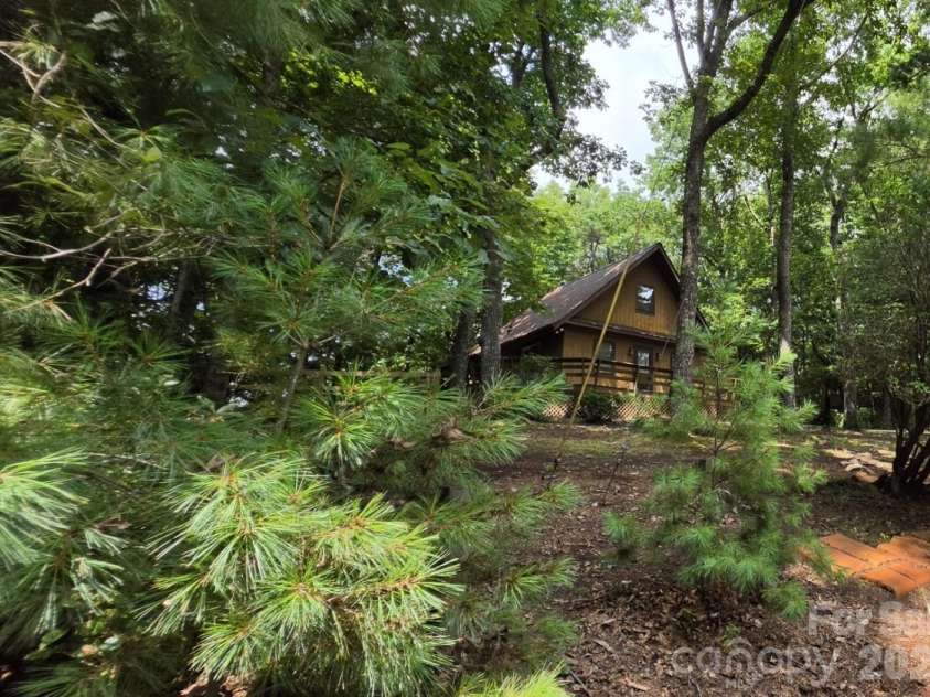 139 Little Creek Lane, Glade Valley, NC 28627.  MLS# CAR4407519, YatesRealty ID 41301. 