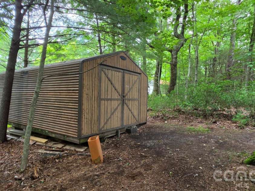 139 Little Creek Lane, Glade Valley, NC 28627.  MLS# CAR4407519, YatesRealty ID 41301. Storage w/Power