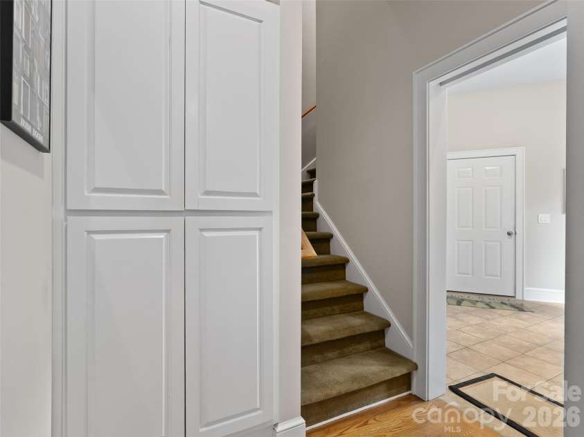 515 Flying Hawk Trail, Waynesville, NC 28786.  MLS# CAR4409862, YatesRealty ID 41304. 