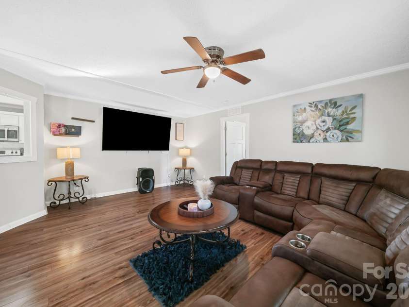 360 Sparkleberry Lane, York, SC 29730.  MLS# CAR4407105, YatesRealty ID 41306. 