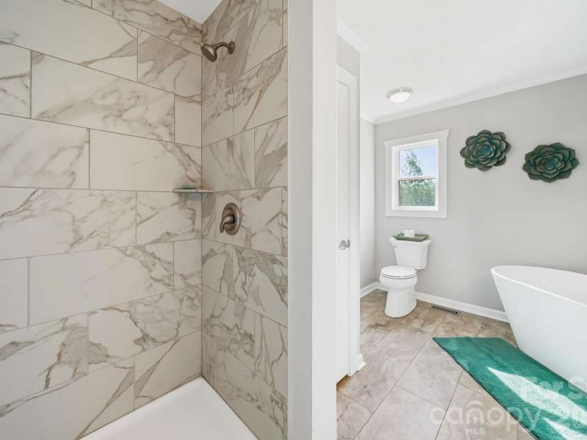 360 Sparkleberry Lane, York, SC 29730.  MLS# CAR4407105, YatesRealty ID 41306. 
