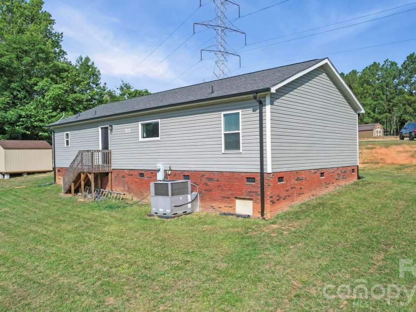 360 Sparkleberry Lane, York, SC 29730.  MLS# CAR4407105, YatesRealty ID 41306. 