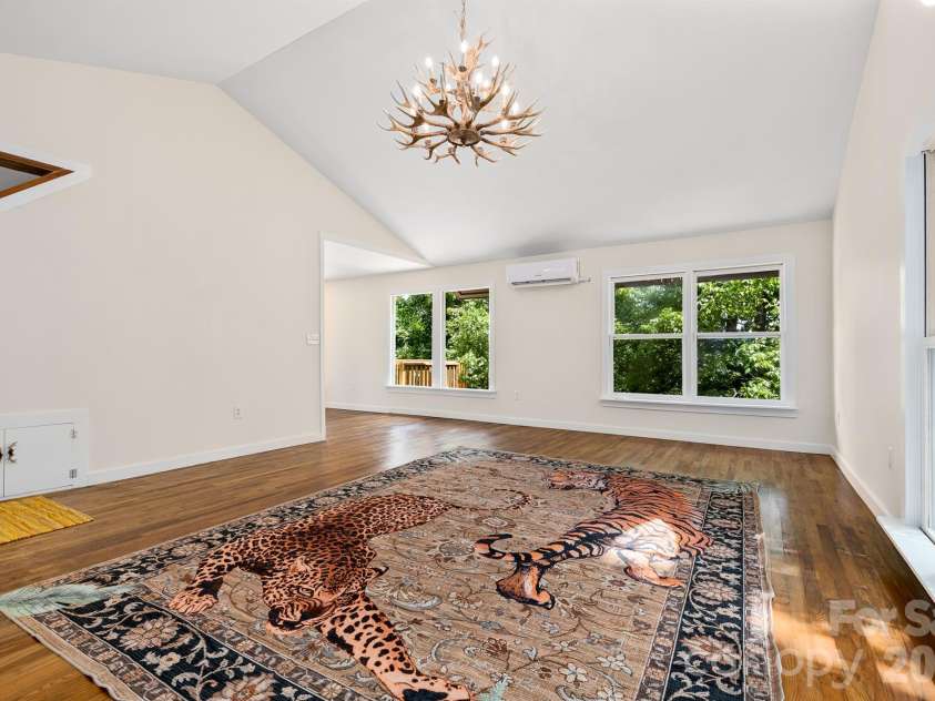 366 Cabin Hollow Drive, Marshall, NC 28753.  MLS# CAR4402310, YatesRealty ID 41308. 