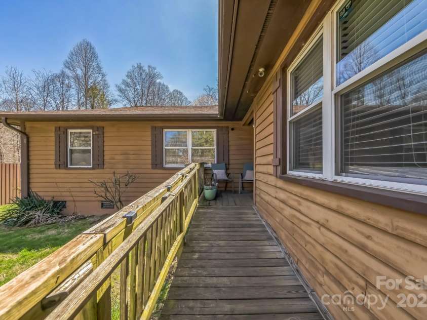 2100 Pisgah Highway, Candler, NC 28715.  MLS# CAR4238028, YatesRealty ID 4131. 