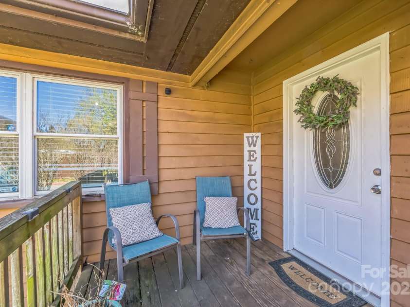 2100 Pisgah Highway, Candler, NC 28715.  MLS# CAR4238028, YatesRealty ID 4131. 