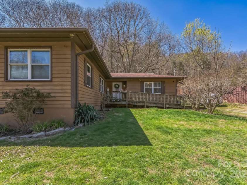2100 Pisgah Highway, Candler, NC 28715.  MLS# CAR4238028, YatesRealty ID 4131. 