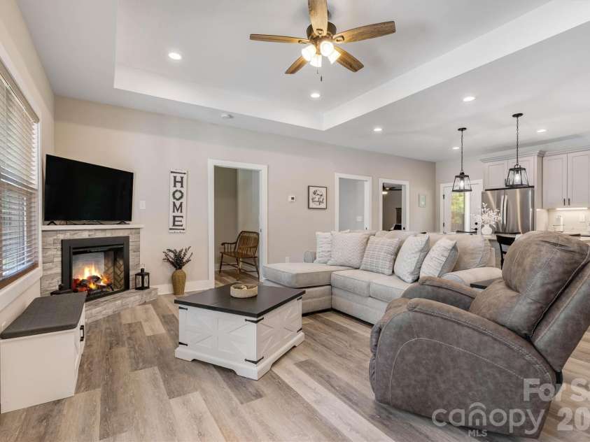 1203 Summerhill Street, Lenoir, NC 28645.  MLS# CAR4398877, YatesRealty ID 41310. 