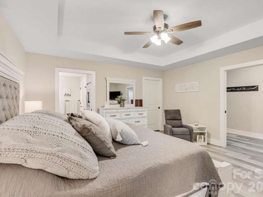 1203 Summerhill Street, Lenoir, NC 28645.  MLS# CAR4398877, YatesRealty ID 41310. 